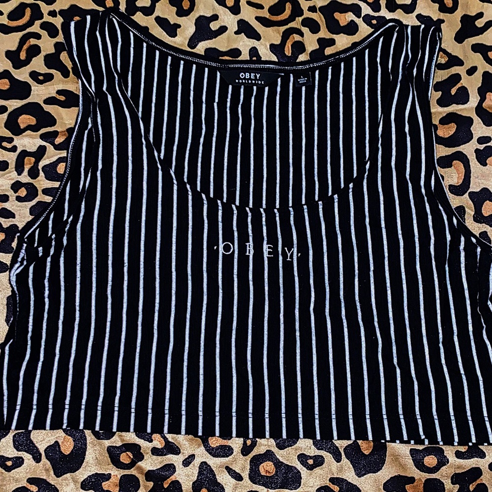 Cropped top